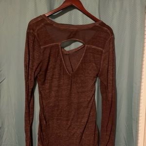 light BKE yoga shirt